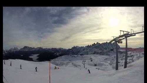 Sciare a falcade - passo san pellegrino - dolomiti