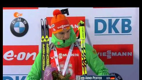 Biathlon. Östersund-2015.  men`s sprint flower ceremony