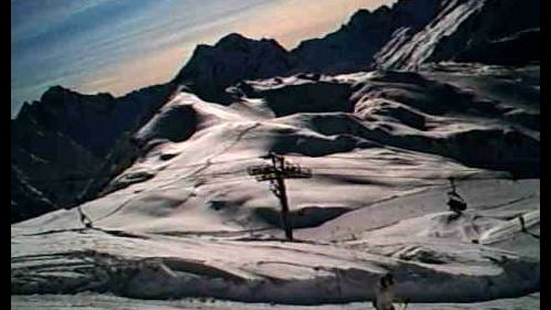 Les2alpes snowboaring and skiing #4