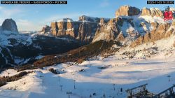 Webcam Belvedere Sass Pordoi dal Rifugio Sas Bece 2377 m