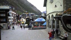 Piazza della chiesa Zermatt
