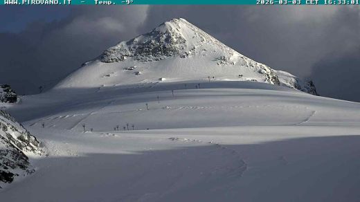 Ski Area del ghiacciaio 3467 m