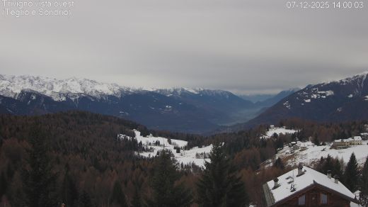Trivigno vista Sondrio e Teglio