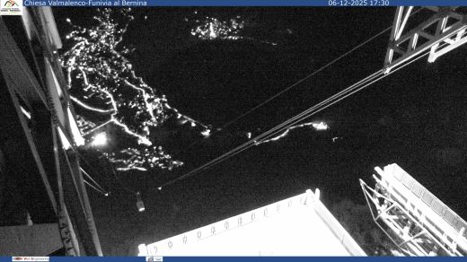 Valmalenco dall'arrivo della funivia Bernina