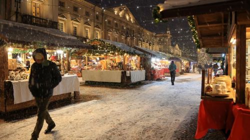 March&eacute; Vert No&euml;l, l&rsquo;incantevole villaggio alpino di Natale nel centro di Aosta