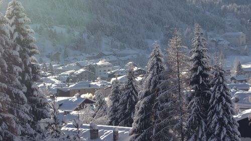 Forni di Sopra innevata