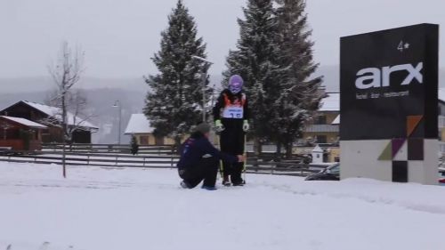 Primi passi di anna fenninger senza stampelle