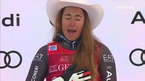 Sofia goggia sul podio, risuona l'inno di mameli a lake louise per lei