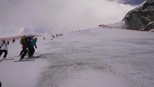 Il vento sferza la 'gran becca' a zermatt/cervinia: ecco la ricognizione delle atlete
