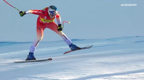 Ma come ha fatto a stare in piedi?! odermatt si salva sulla stelvio e arriva con l'airbag aperto