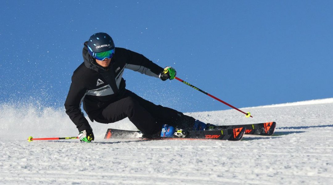 Giovanni Manfrini al test di Fischer RC4 The Curv CB 164 (2018)