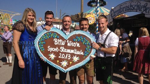 I big dello slittino tedesco si prendono una pausa all'Oktoberfest