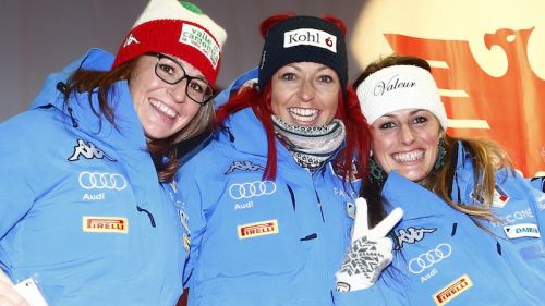 Le discesiste azzurre per quattro giorni a Hintertux. Annullati gli allenamenti dei discesisti a Pitztal