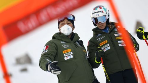 Shiffrin è magica a Courchevel: 1^ manche dominata, Brignone c'è mentre Bassino è out