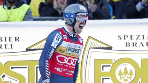 Kranjec resiste ai norvegesi: è trionfo dello sloveno nel primo gigante sulla Gran Risa
