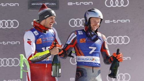 Che finale a Courchevel! Odermatt al 1° trionfo in discesa, a