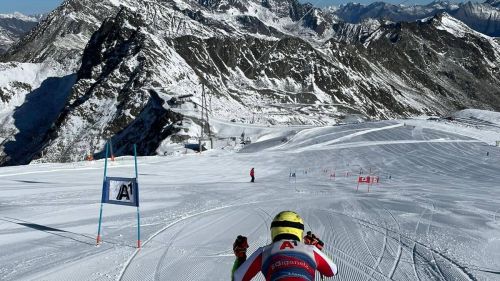 vigliamo dare esempio