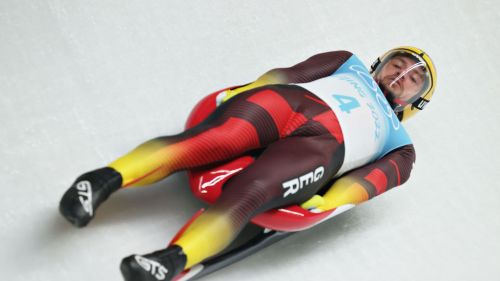 Ryoyu Kobayashi imperatore del salto con gli sci, il giapponese è oro sul Normal Hill