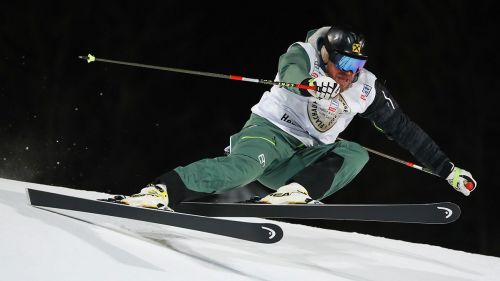 Chi si rivede: Hermann Maier giù a tutta nella gara di beneficenza prima dello slalom di stasera