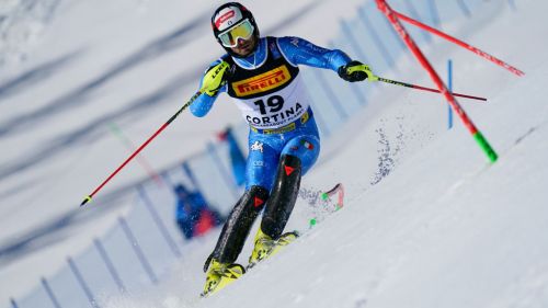 La FISI conferma la rottura del crociato per Laura Pirovano: gli splendidi messaggi delle compagne di squadra