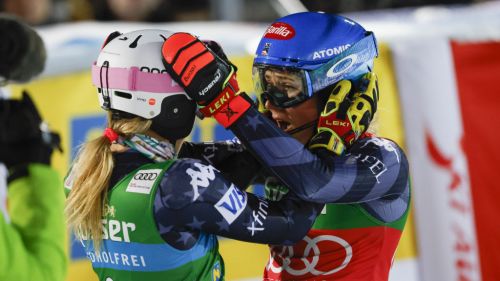 Goggia sempree: 'Dopo il super-g ero un po' in crisi'. Le lacrime di Nic