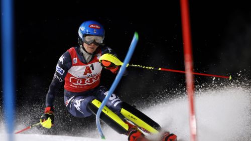 Vlhova batte Shiffrin nella notte di Flachau: ecco il primo trionfo stagionale della slovacca