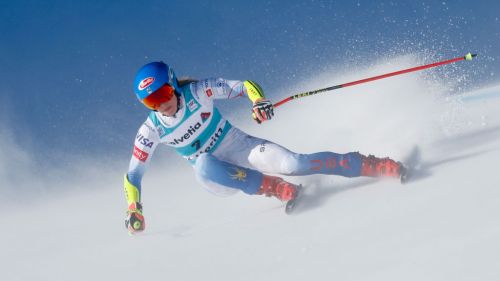 Torna a splendere il sorriso di Kajsa: oggi la prima volta sugli sci