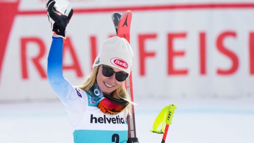 Matteo Joris porta i suoi ragazzi a Gressoney-Saint-Jean: per gli svizzeri allenamento sul 'Weissmatten'