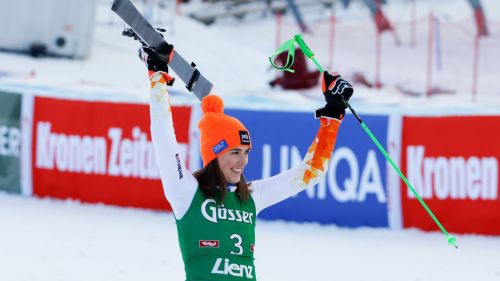 Kilde devasta la Stelvio! Super-g dominante