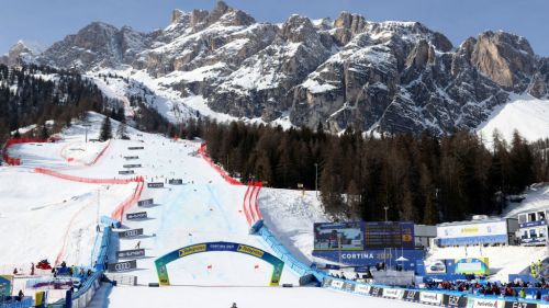 Che spettacolo a Cortina: dopo il trittico femminile, il ritorno della CdM maschile con due super-g!