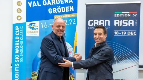 James Crawford spinge già forte: miglior tempo in prova, Casse a soli 4 centesimi e Paris... tranquillo