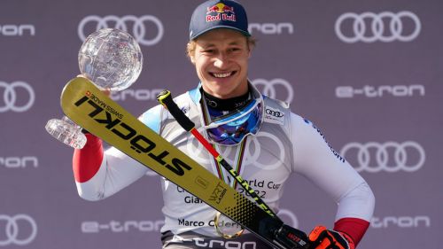 Alle 9.00 lo start dell'ultimo gigante della stagione: Hector-Worley per la coppa, Bassino-Brignone per il podio