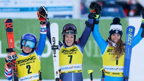 Holdener per spezzare l'incantesimo, ma Vlhova e Shiffrin sono lì: battaglia a tre nello slalom di Kranjska Gora