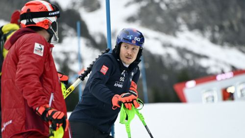 Slalom Chamonix: Noel trionfa ancora, AJ Ginnis è storia per la Grecia, Vinatzer in top ten... cadendo