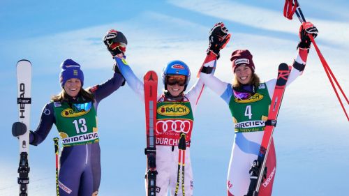 Courchevel 2, è tutto aperto: guida Hector dopo la 1^ manche, Shiffrin terza poi Bassino in corsa