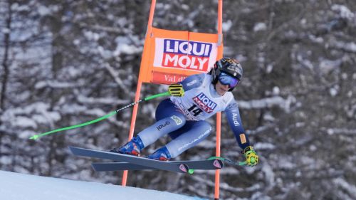 Anche sulla Gran Risa c'è Odermatt davanti, ma