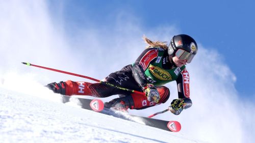 Gut-Behrami in difesa del suo pettorale rosso, gare di casa per Valérie Grenier a Mont-Tremblant