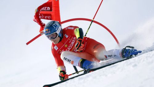 Steven Amiez firma la doppietta negli slalom italiani di Coppa Europa: prima la 'Aloch', oggi la 'Maierl'