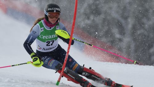 Goggia sempree: 'Dopo il super-g ero un po' in crisi'. Le lacrime di Nic