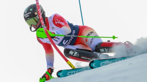 La chiusura a Killington è di un'incantevole Camille Rast: Collomb salva l'Italia