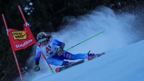 Camille Rast, a Killington la prima vittoria e leader della generale e di slalom, il video della gara