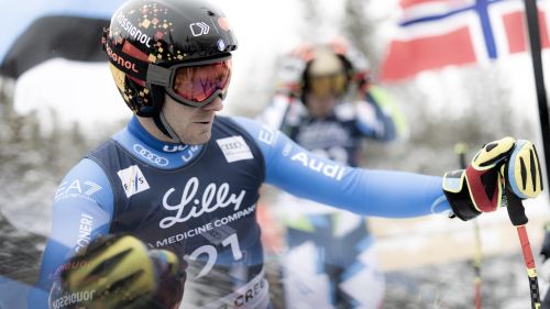 Odermatt torna davanti in Val d'Isère, Kristoffersen e Meillard sono vicini. De Aliprandini, serve un'altra rimonta