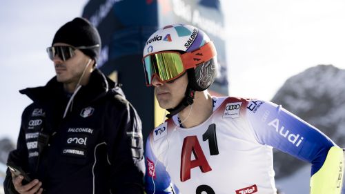 Tumler da urlo nella prima manche di Beaver Creek, Odermatt deve inseguire, azzurri lontani