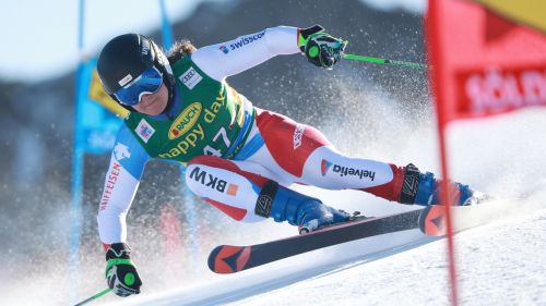 La chiusura a Killington è di un'incantevole Camille Rast: Collomb salva l'Italia