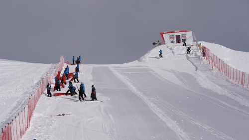 Vinatzer, rimonta da gran 6° posto: lo slalom di Palisades Tahoe a firma FOTO