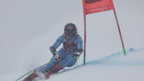 Robinson a tutta, ma che risposta di Scheib: le due stelle del gigante fanno il vuoto nella 1^ manche sulla Flying Mile