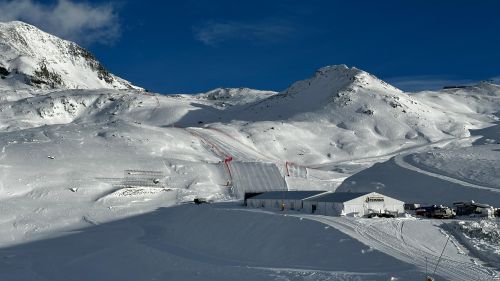 Prova anticipata alle 11.00, ragazze in pista per aprire lo Speed Opening a Zermatt-Cervinia