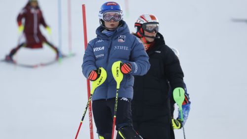 Vlhova è una macchina perfetta, bis e record a Levi: Peterlini nelle 15 salva il bilancio azzurro