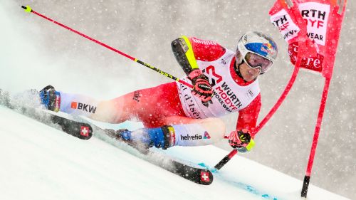 Odermatt torna davanti in Val d'Isère, Kristoffersen e Meillard sono vicini. De Aliprandini, serve un'altra rimonta