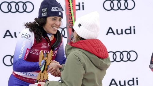 Il mondo è ancora di Odermatt: quarta sfera di cristallo in bacheca e pure la vitt